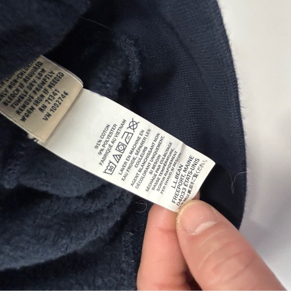 0140 L.L.Bean Men Sweater Adult Size Med tall Navy Blue Outdoors 3/4  Zip Casual - Picture 8 of 9